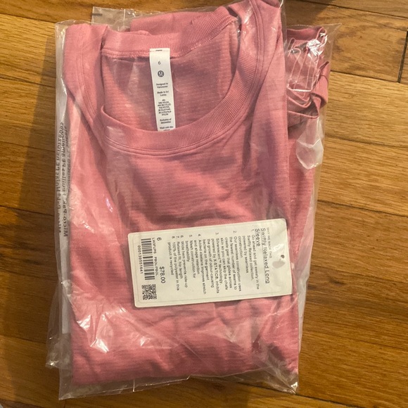 lululemon athletica Tops - Swiftly relaxed long sleeve